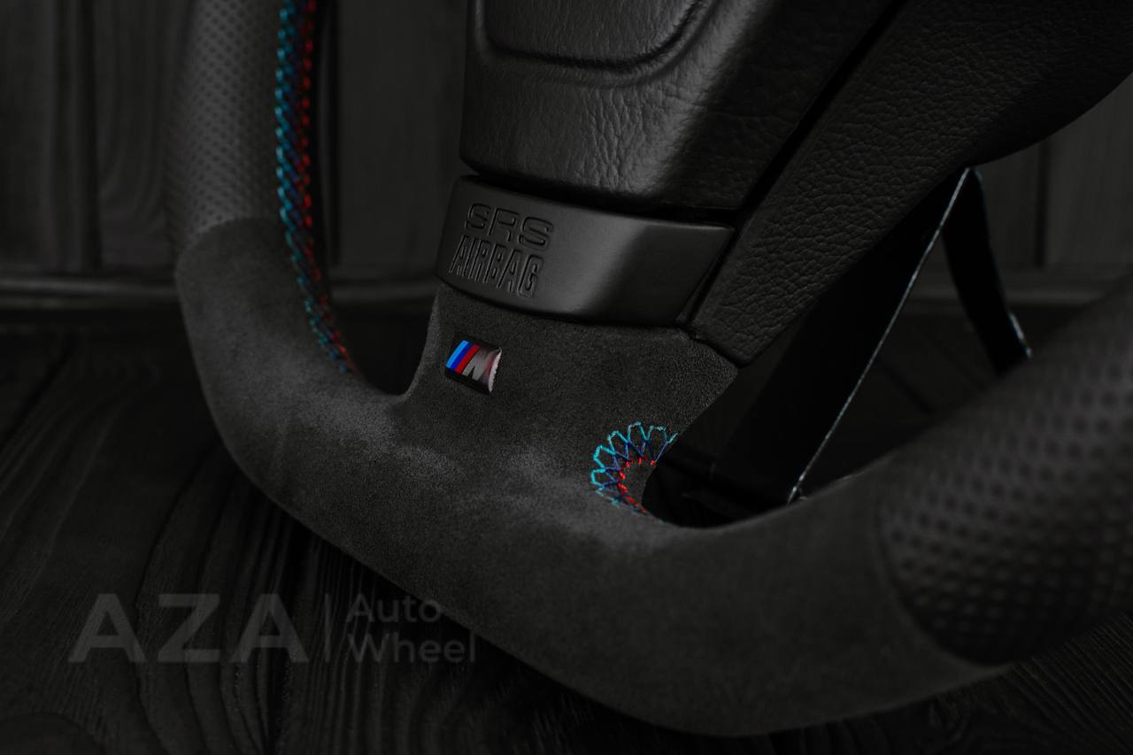 Steering wheel BMW E36 Euro Alcantara/Perforated leather/Light blue stripe - Image 9