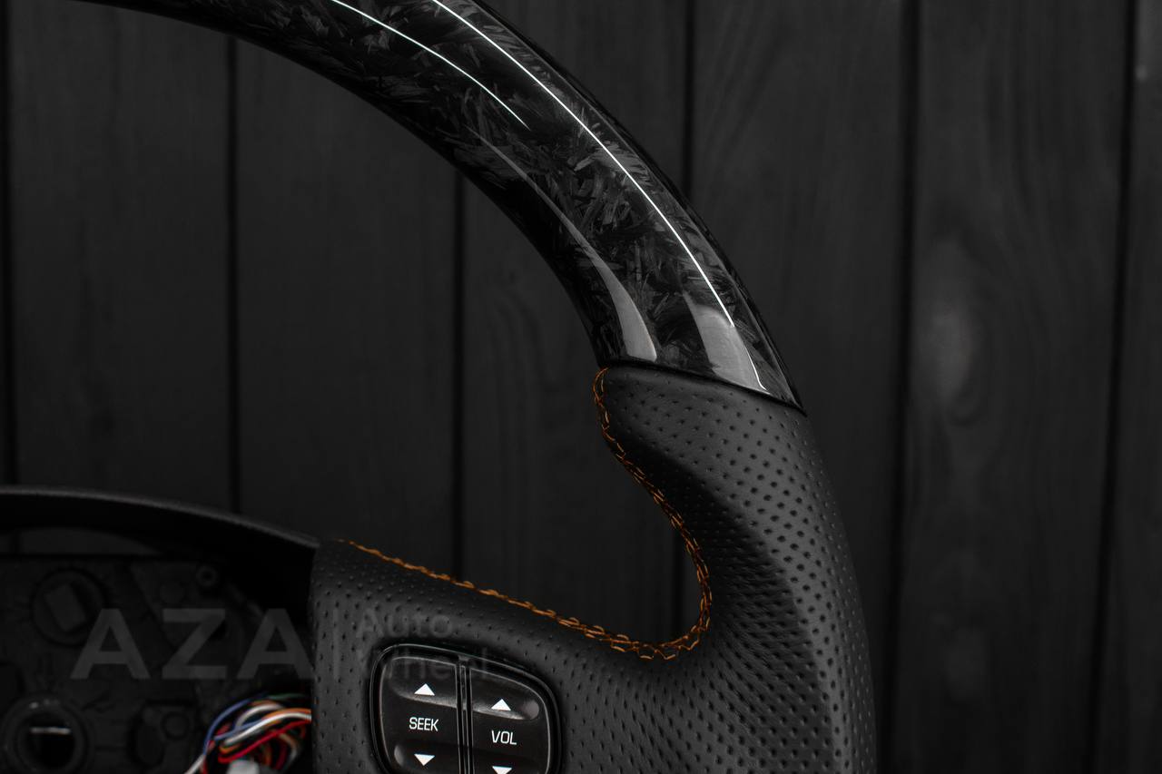 Steering wheel GM, Silverado, Sierra, Yukon, H2, Trailblazer (2003+) Forged carbon fiber/Perforated leather/Performance REV display - Image 13