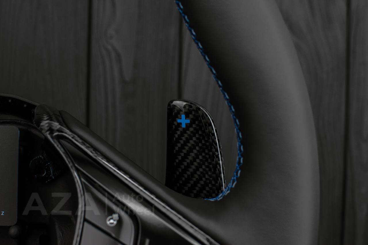 Steering wheel Corvette C8 Custom Carbon fiber/Light blue details/Oem part (send in your core afterwards for $400 core refund) - Image 6