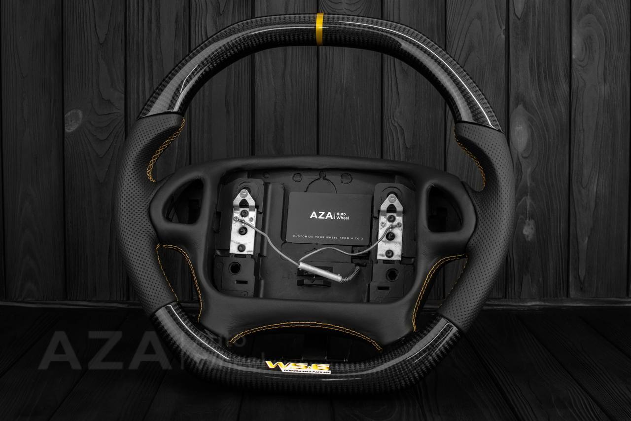 Steering wheel Pontiac Firebird/Trans Am (with or without WS6 logo) Carbon fiber/Perforated leather/GOLD details - Image 3