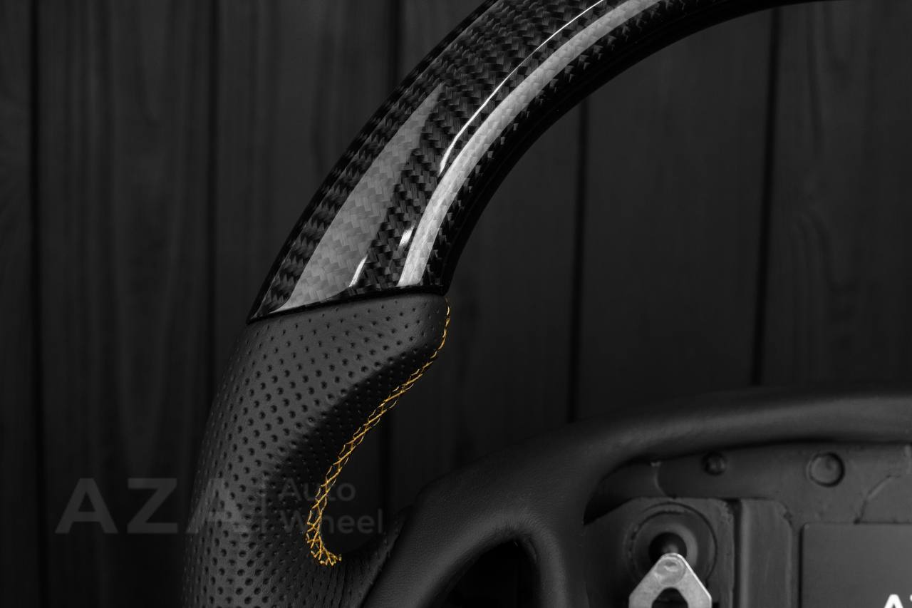 Steering wheel Pontiac Firebird/Trans Am (with or without WS6 logo) Carbon fiber/Perforated leather/GOLD details - Image 6