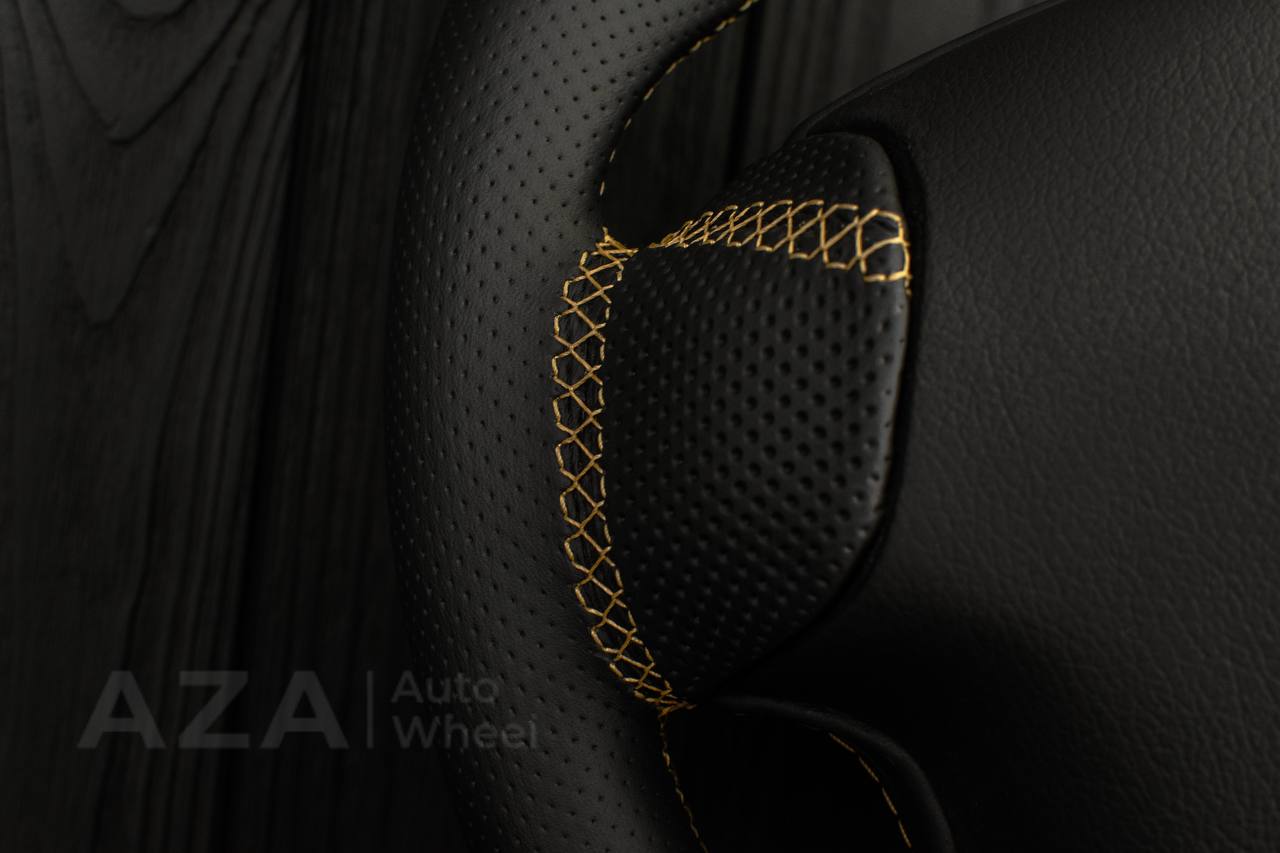 Steering wheel Pontiac Firebird/Trans Am (with or without WS6 logo) Carbon fiber/Perforated leather/GOLD details - Image 17