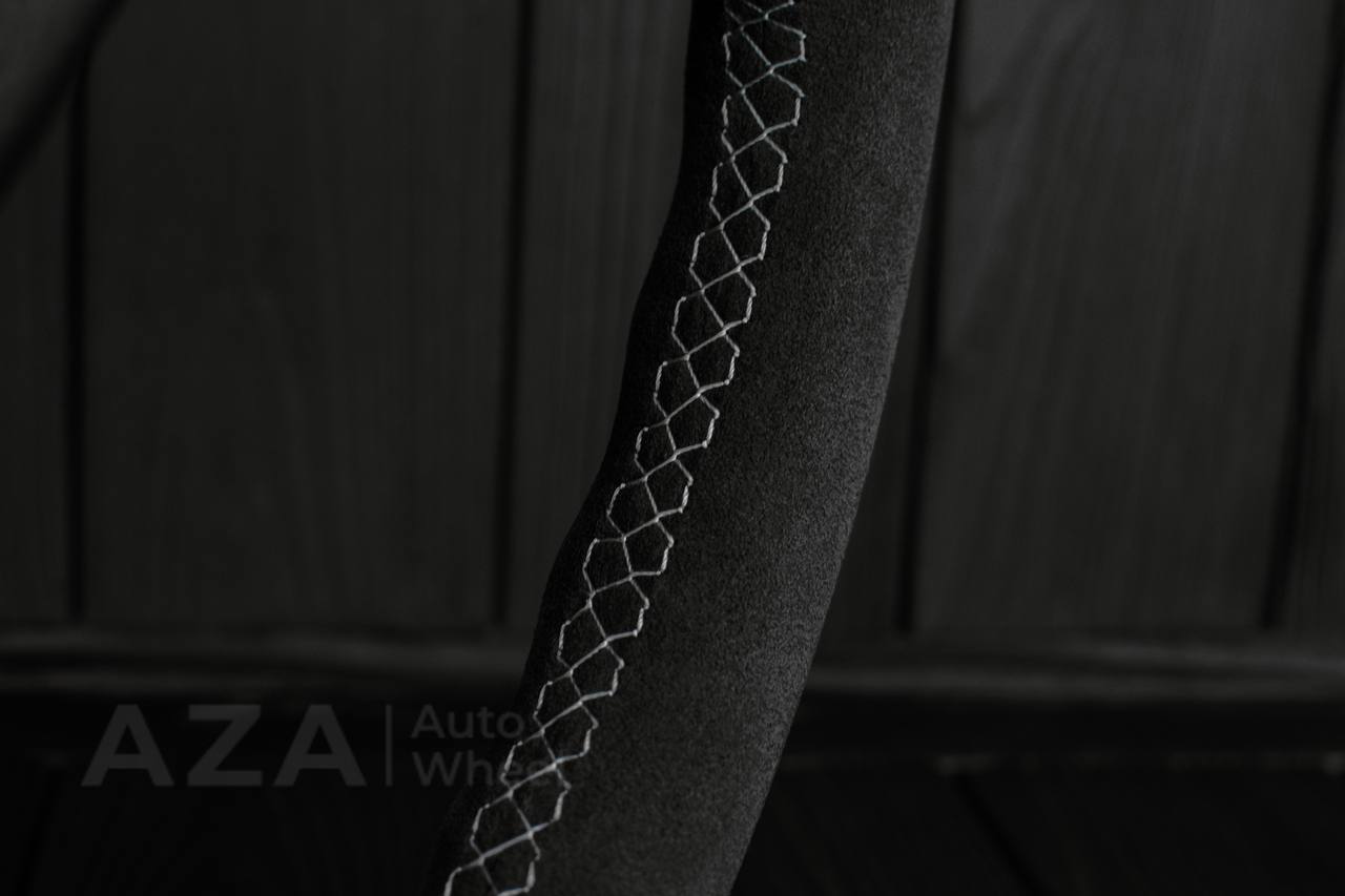 Steering wheel BMW E30 M-Tech 1 385mm converted to 370mm Napa/Alcantara - Image 11