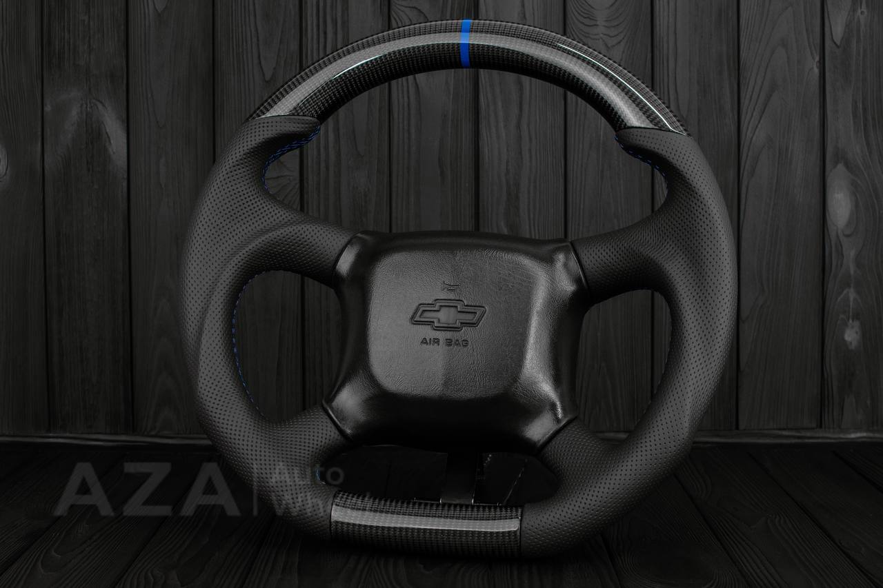 Steering wheel GM Silverado, Sierra, Escalade, Yukon, S10, Blazer, Tahoe, Suburban (1998-2002) Carbon fiber/Perforated leather/Dark blue details - Image 3
