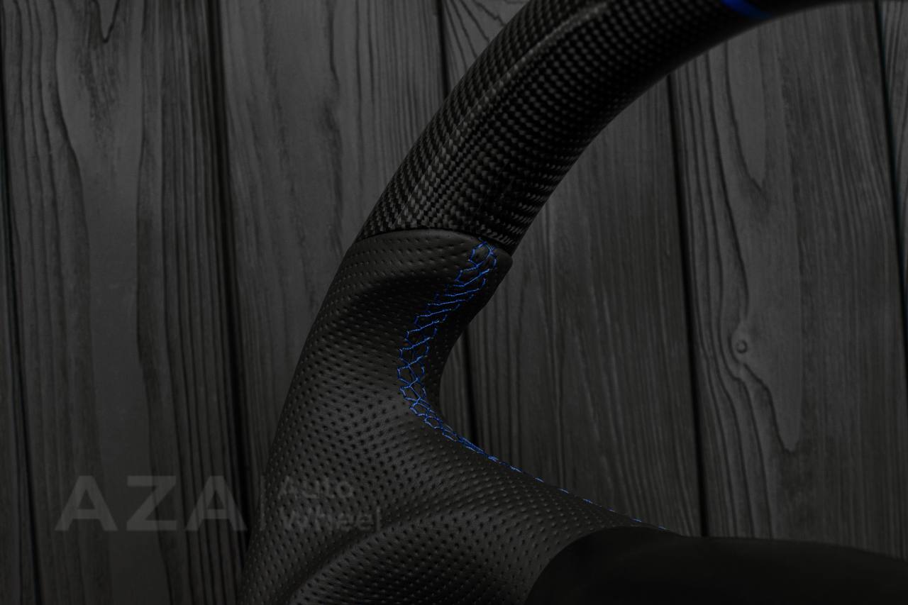 Steering wheel GM Silverado, Sierra, Escalade, Yukon, S10, Blazer, Tahoe, Suburban (1998-2002) Carbon fiber/Perforated leather/Dark blue details - Image 10