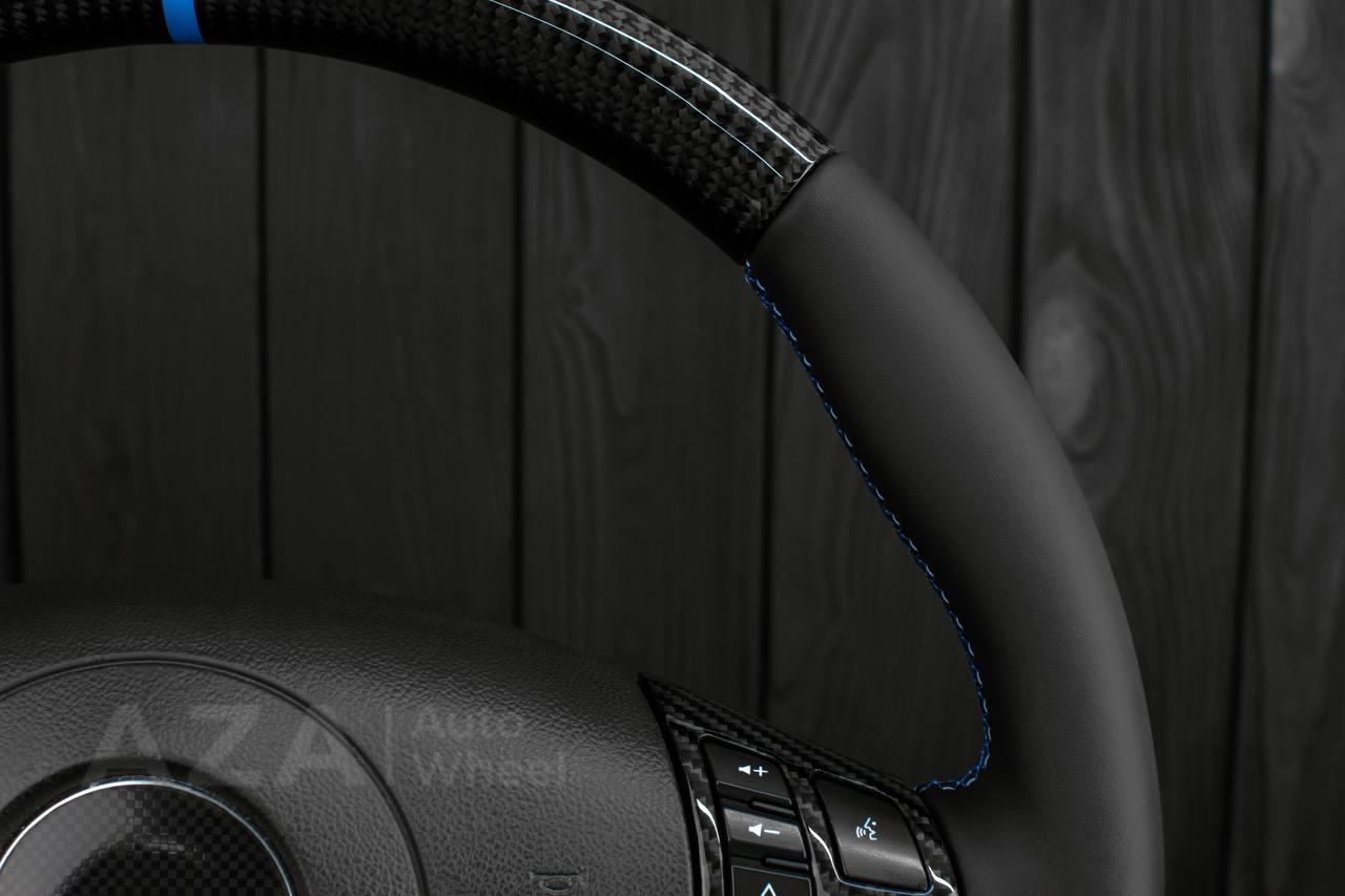 Steering wheel Corvette C6 2006-2011 Carbon fiber/Napa leather/Light blue details/ (ZR1 themed) - Image 9