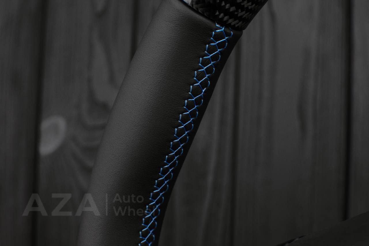 Steering wheel Corvette C6 2006-2011 Carbon fiber/Napa leather/Light blue details/ (ZR1 themed) - Image 14
